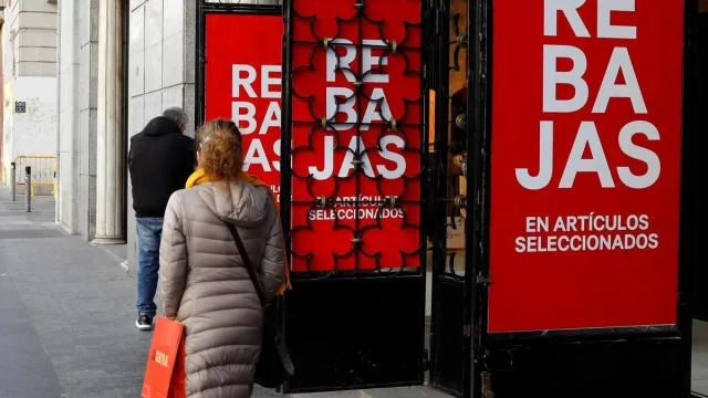 Cómo Aprovechar Las Rebajas De Enero: Guía De Compras Imprescindibles Para Renovar Tu Armario