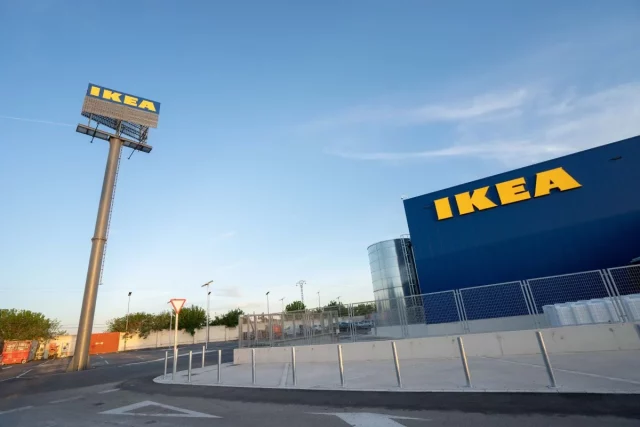 Ikea Sabe Que Te Da Rabia Que El Mueble Del Baño Esté Frío Por La Mañana Y Por Eso Vende Esta Solución