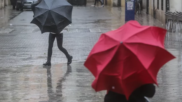 Las Vtc En Madrid Suben Hasta Un 616% Con La Lluvia: 30 Km Pueden Costar 115 €