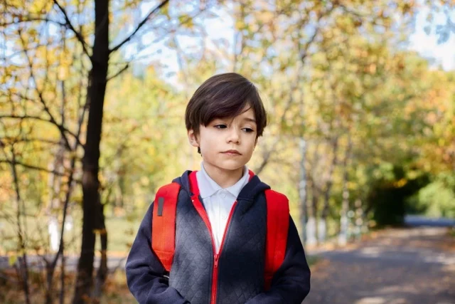 Los Expertos En Pediatría Dictan A Partir De Qué Edad Los Niños Pueden Ir Solos Al Colegio