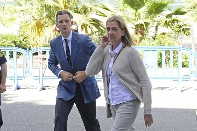 Salta La Liebre En La Casa Real: Lo Que No Se Sabía De La Separación De Iñaki Urdangarin Y La Infanta Cristina Lo Cuenta Pilar Eyre