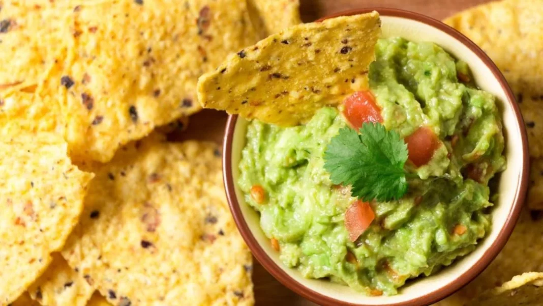 Toques adicionales: ¡dale un toque personal a tu guacamole!