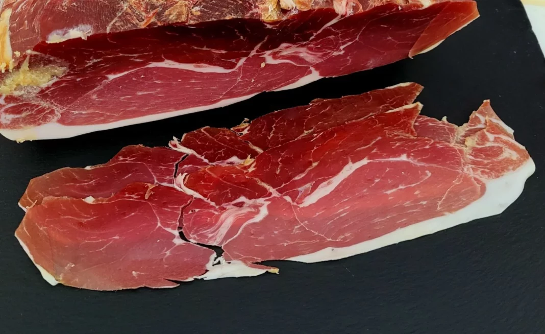 Cómo disfrutar al máximo del Jamón Serrano Bodega