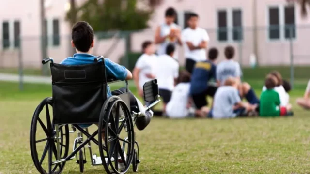 El Problema De Los Colegios De Madrid: Apenas Un 8% Están Preparados Para Estudiantes Con Discapacidad Física