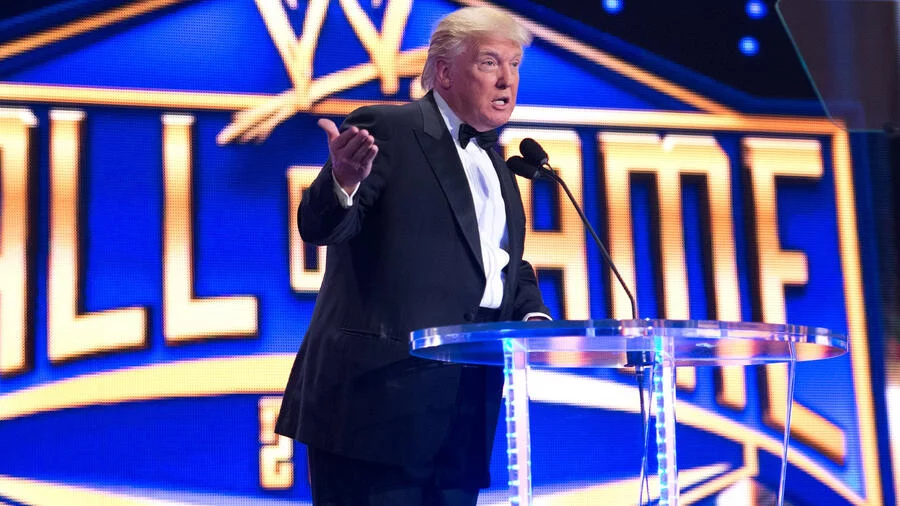 Donald Trump En El Hall Of Fame De La Wwe