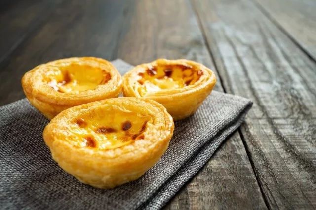 La Pastelería De Portugal Que Aterriza En El Centro De Madrid: Pastelitos De Belem Cerca De La Puerta Del Sol