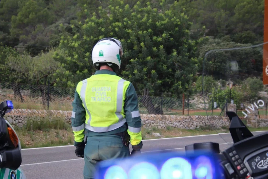 Cómo Darte De Alta En La Dirección Electrónica Vial Y Recibir Tus Multas Al Instante