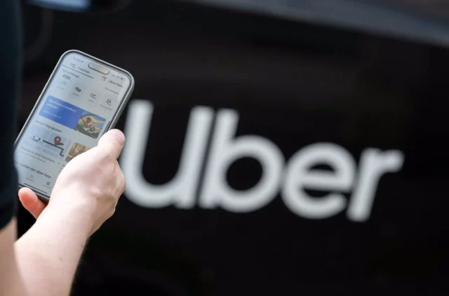 Conductores De Uber Presionan A Clientes Para Pagos En Dinero Negro