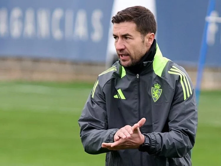 Gabi En Su Primer Entrenamiento Con El Real Zaragoza Fuente: Real Zaragoza